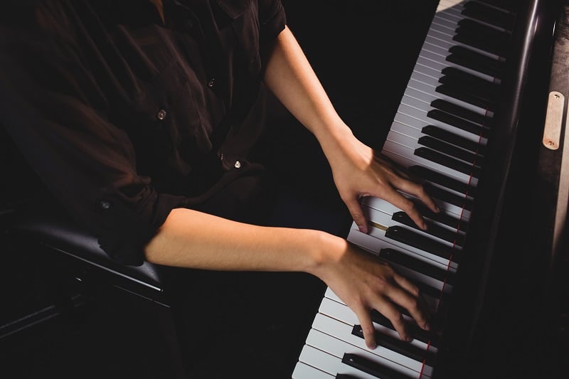 Cursos para aprender a tocar el piano 