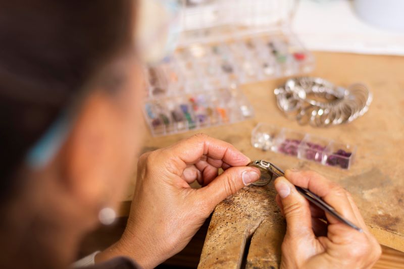 anillo joyería