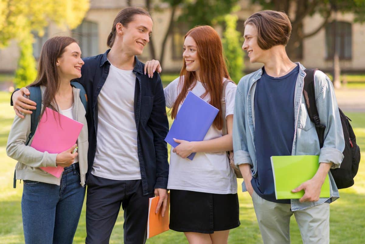 ¿Quieres estudiar una FP que te asegure encontrar trabajo? Estas son las 5 con más contrataciones 1 fp1
