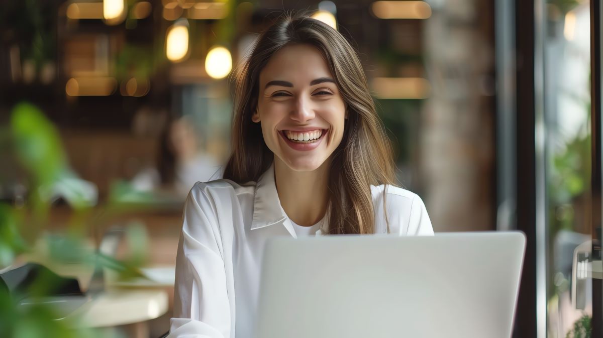 Si buscas buenas condiciones salariales y facilidad de conciliación, conviértete en profesional TIC 1 buenas condiciones salariales