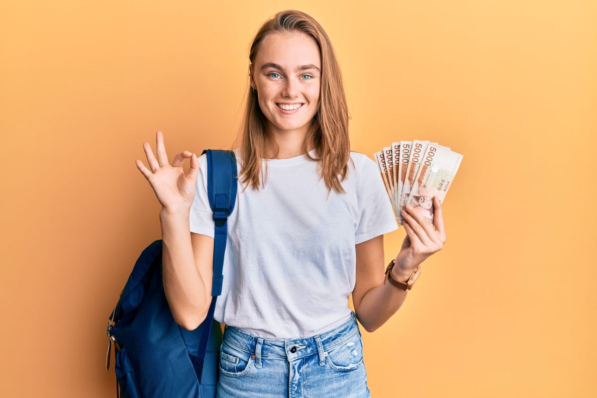 ¿Quieres estudiar una carrera que te asegure un buen sueldo? ¡Estos son los grados mejor pagados! 1 mejor pagadas 2