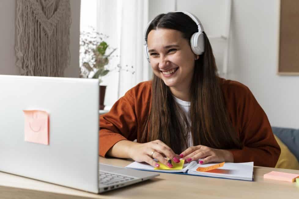 Los estudiantes eligen universidades en las que pueden estudiar cuándo y desde donde quieran 1 universidades con aprendizaje flexible