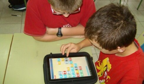 Tabletas En La Mochila, En El Cra Moncalvillo 2