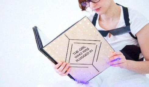 Sensory Fiction, Un Libro Que Te Sumerge En La Historia