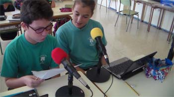La Radio, Como Instrumento Para Mejorar La Competencia Lingüística 1