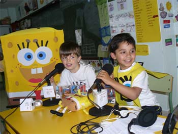 Bob Esponja Y Patricio, Invitados En La Radio Escolar Del Colegio Claret De Las Palmas De Gran Canaria 1