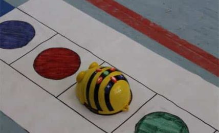 'Un robot en el clase', un proyecto para enseñar a programar a los alumnos de Infantil 2