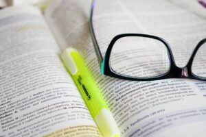 lbro-gafas-pixabay
