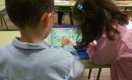 El CEIP Villalpando de Segovia incorpora el uso de tabletas en el aula 2