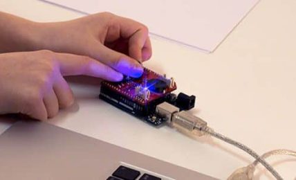 Awesome Shield, el accesorio de Arduino para futuros inventores 2