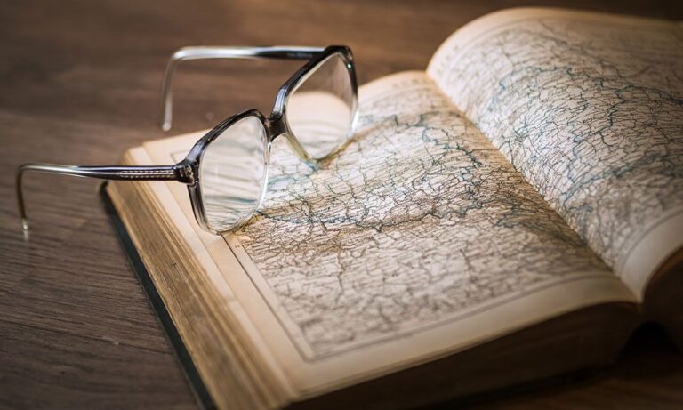 6 plataformas para crear mapas en educación 5
