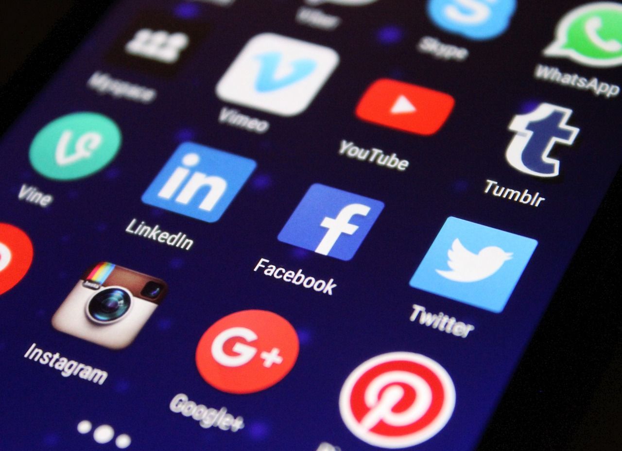 Socialmedia smartphone @ Pixabay
