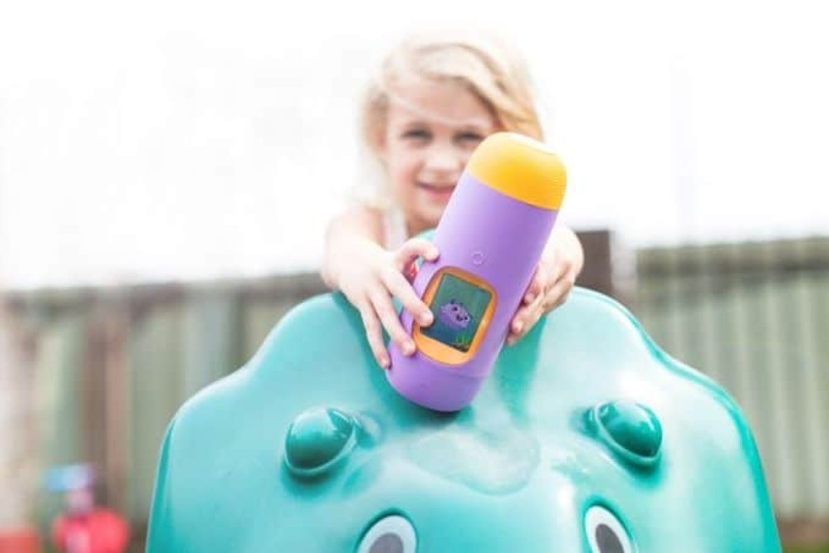 Gululu es una botella interactiva que anima a los niños a mantenerse hidratados Gululu es una botella interactiva que anima a los niños a mantenerse hidratados 4