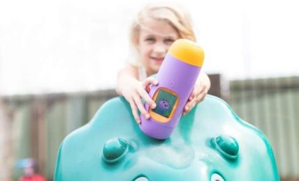 Gululu es una botella interactiva que anima a los niños a mantenerse hidratados 4