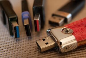 Pinchos USB @ Pixabay