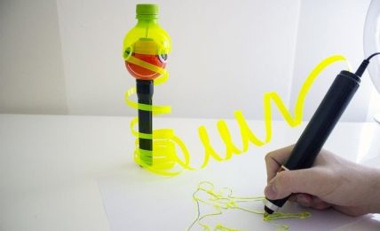 Renegade es un bolígrafo que "pinta" en plástico... y en 3D 1
