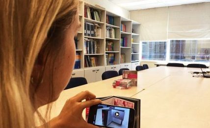 ‘Odio el Rosa’, una saga juvenil para fomentar la lectura en papel y digital