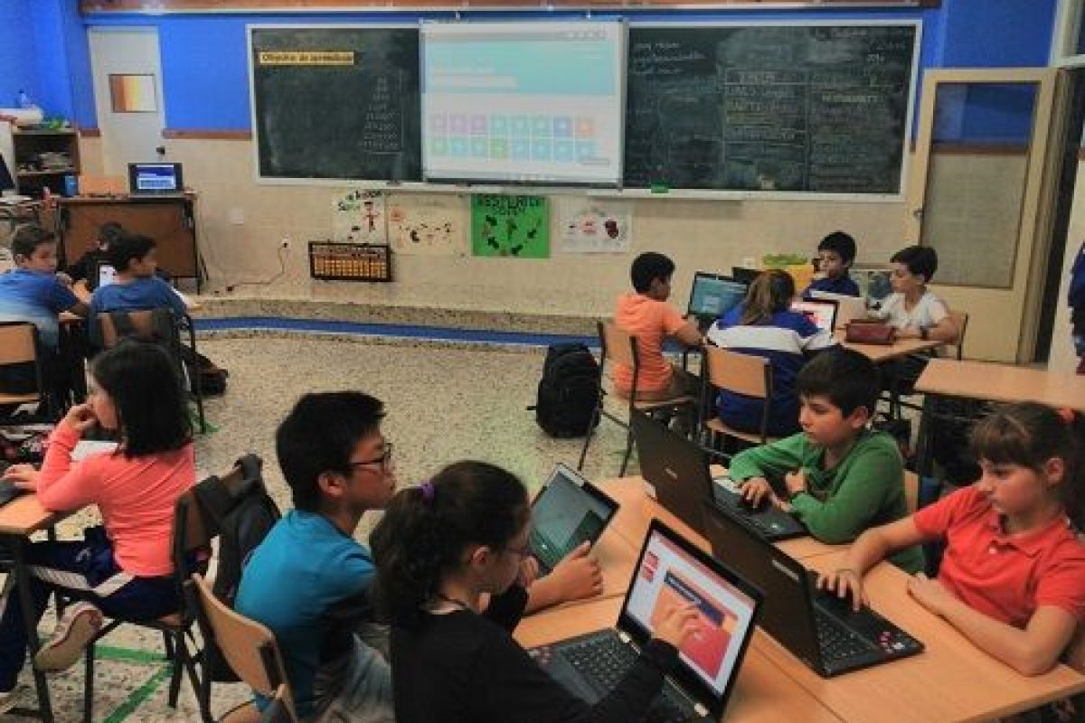Aprendizaje personalizado en el Colegio San Gregorio, con Office 365 Aprendizaje personalizado en el Colegio San Gregorio, con Office 365 1