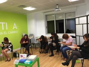Cursos cortos sobre comunicación y PNL de Emotiva
