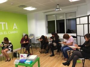 Cursos Cortos Sobre Comunicación Y Pnl De Emotiva