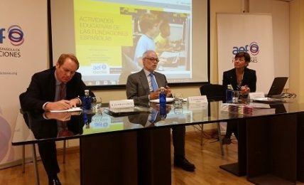 Las fundaciones atienden a casi 60.000 docentes al año