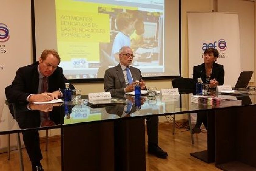 Las fundaciones atienden a casi 60.000 docentes al año Las fundaciones atienden a casi 60.000 docentes al año