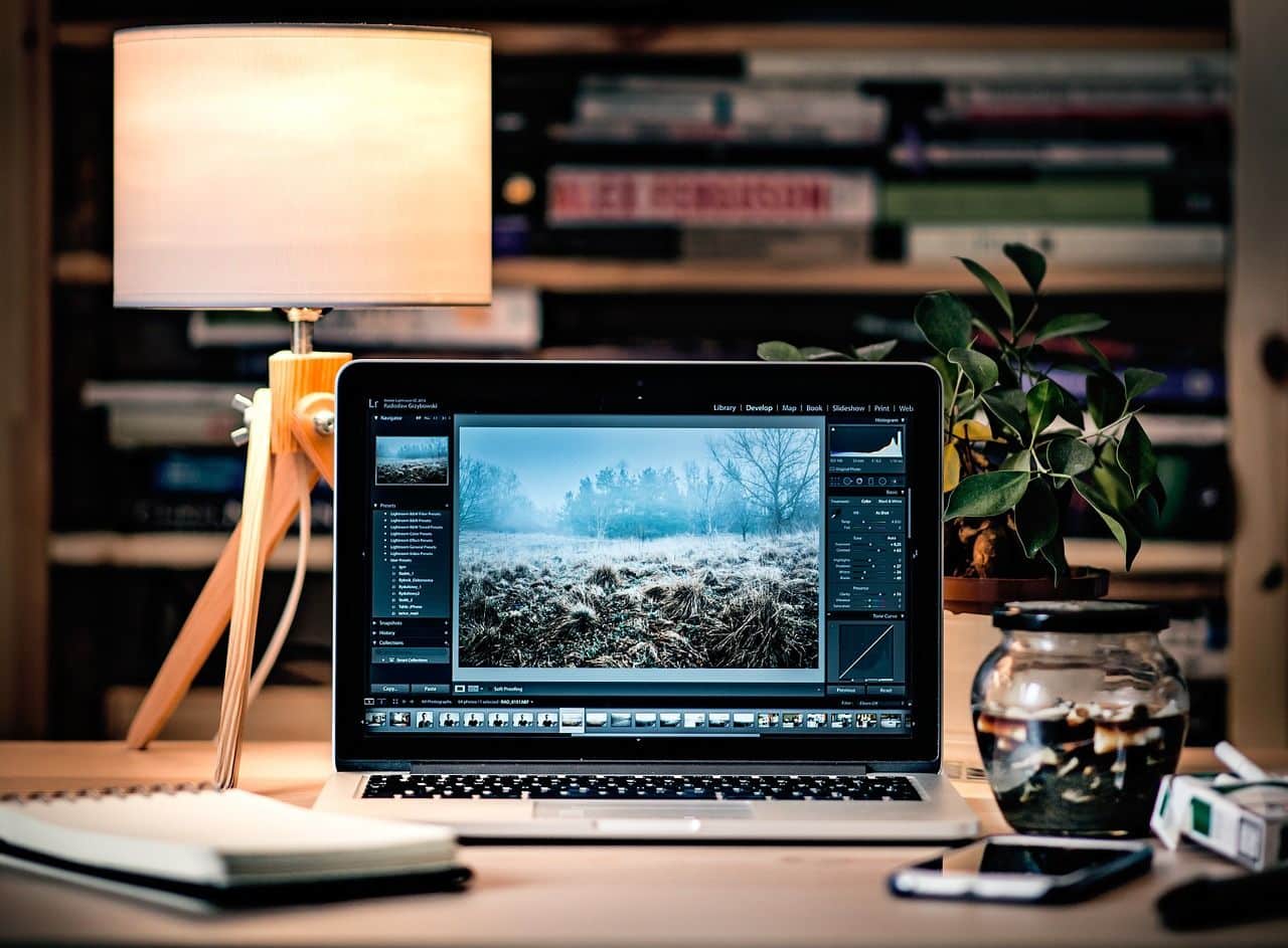 portátil para clase - Pixabay