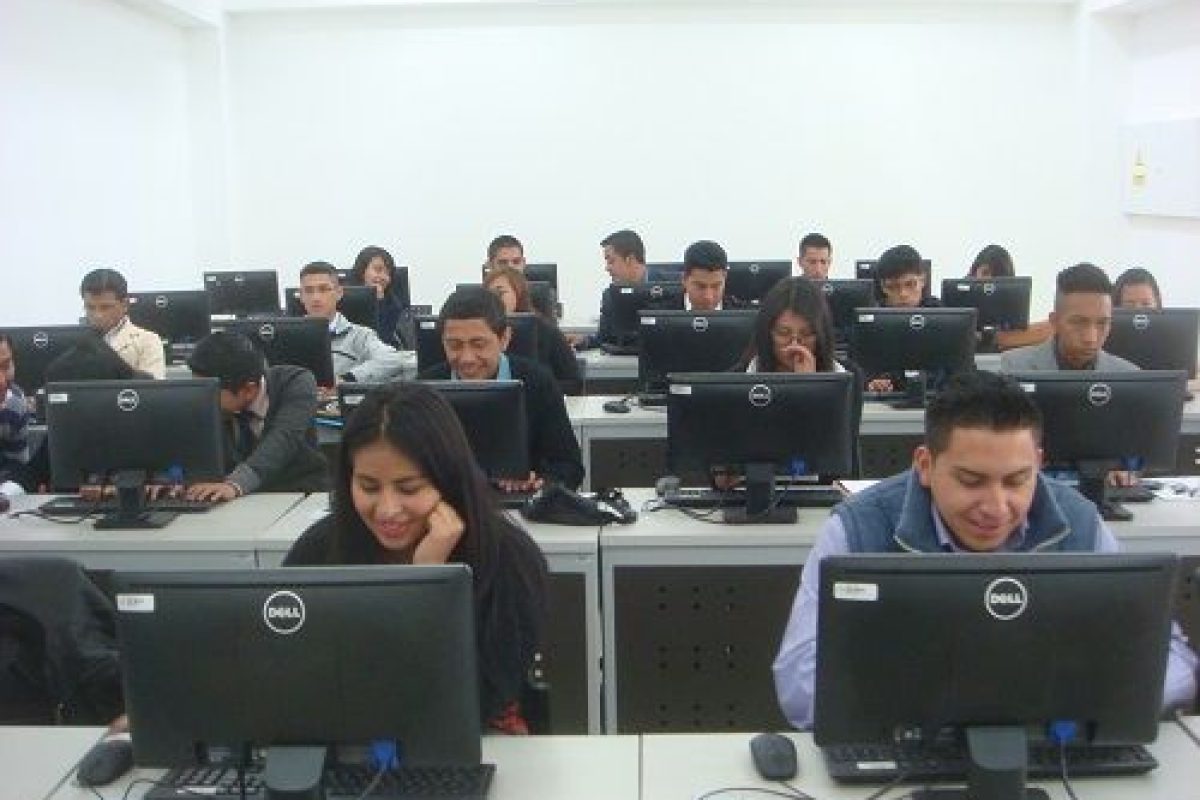 Un experimento para conocer el estilo de aprendizaje de cada alumno Un experimento para conocer el estilo de aprendizaje de cada alumno 1
