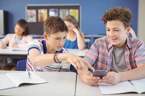 © WavebreakMediaMicro Fotolia 137937967 Subscription Monthly M