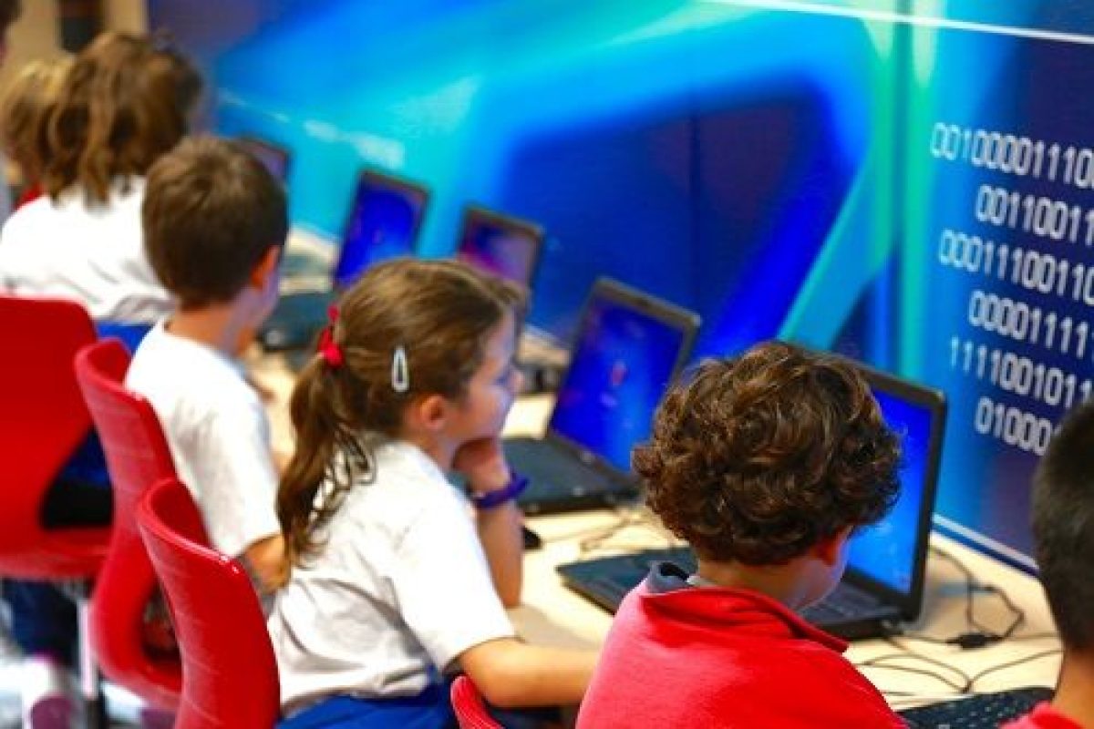 Unificar los sistemas, el reto del Grupo Brains Unificar los sistemas, el reto del Grupo Brains 2