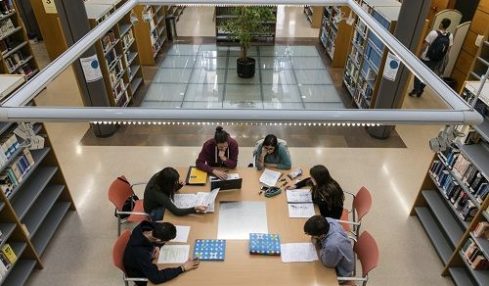Software para resolver las dudas de alumnos y profesores en la Universidad CEU Cardenal Herrera 1