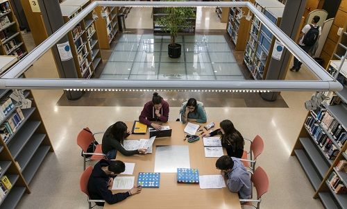 Software Para Resolver Las Dudas De Alumnos Y Profesores En La Universidad Ceu Cardenal Herrera 1