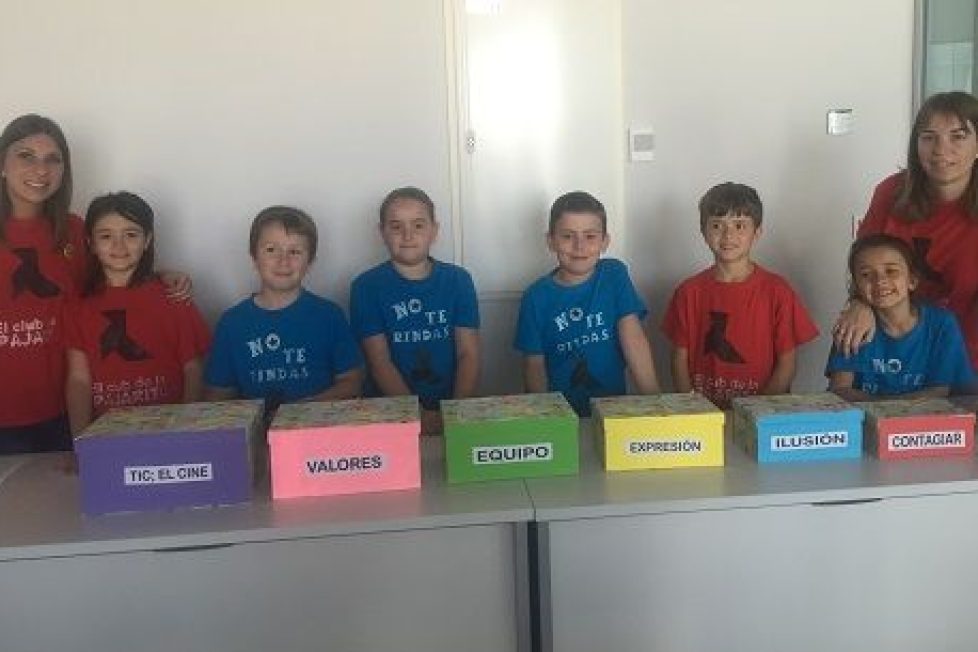 ‘El club de la pajarita’, un proyecto para fomentar la empatía entre los alumnos ‘El club de la pajarita’, un proyecto para fomentar la empatía entre los alumnos 1