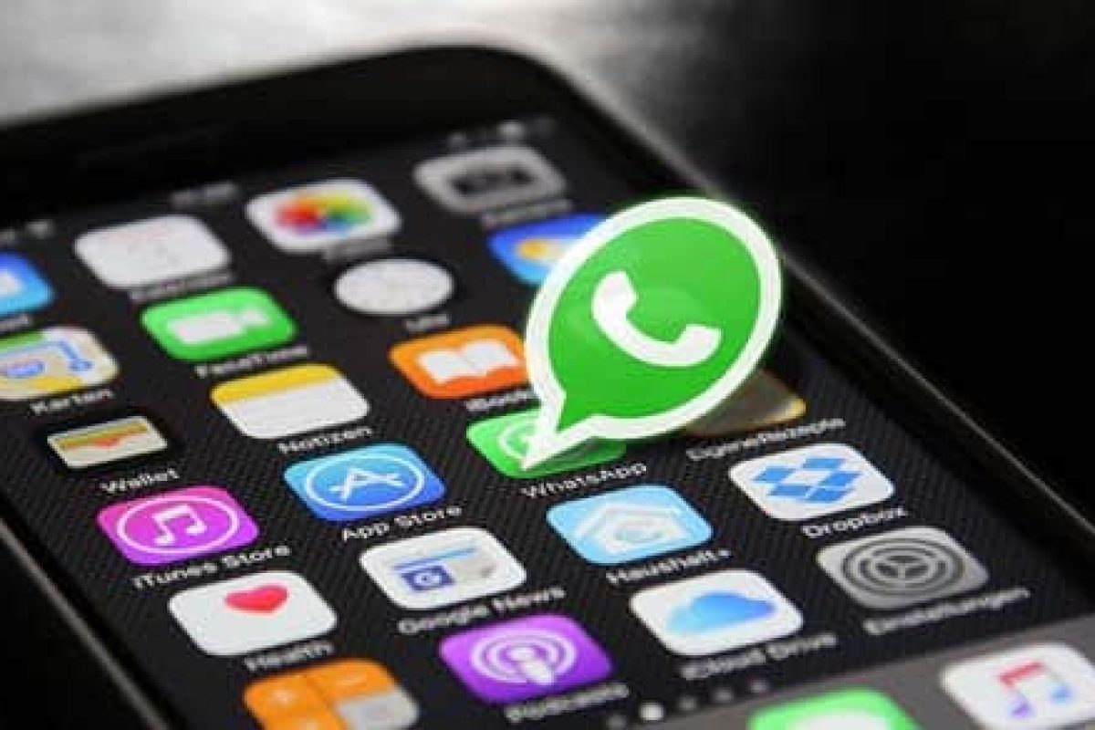 Cómo hacer un buen uso educativo de WhatsApp entre familias y profesores Cómo hacer un buen uso educativo de WhatsApp entre familias y profesores 1