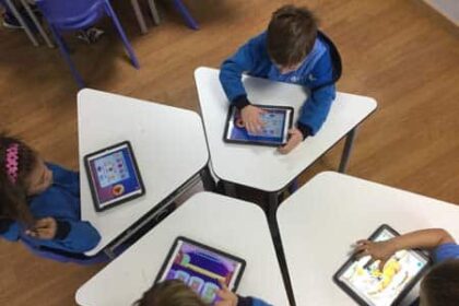 Aprendiendo con la Biblioteca Inteligente de Smile and Learn 1