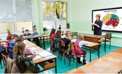Monitores interactivos Starboard para el aula 1