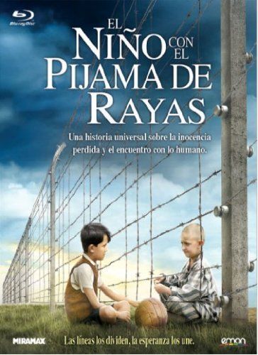 el niño con el pijama de rayas