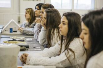 Alumnos de Secundaria diseñan su propio coche en 3D con Microsoft 2
