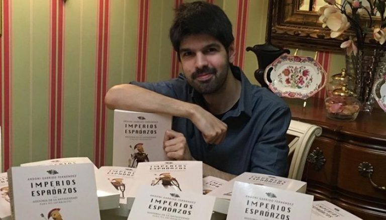 Andoni Garrido: “A través de YouTube transmito a los chavales que la Historia puede ser apasionante” 1