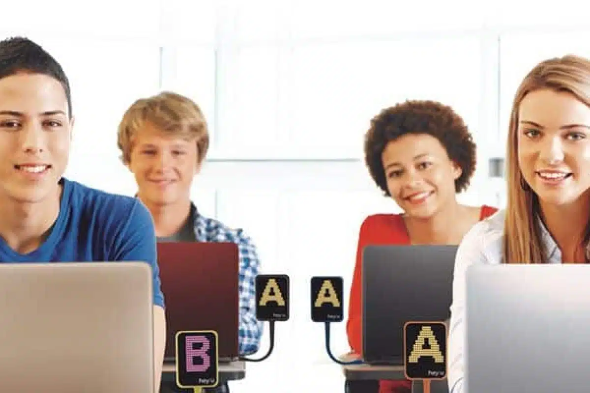 hey!u, el dispositivo de hey!tech para hacer las clases más participativas