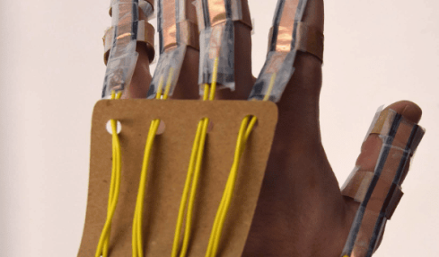 Cómo construir una mano robótica para aprender anatomía 4