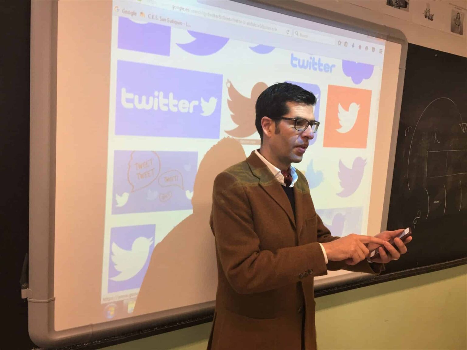 Eduardo Infante, el profesor que enseña filosofía a sus alumnos en Twitter 1