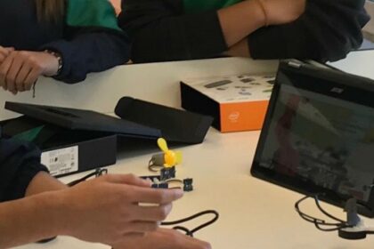 Los alumnos de la Escola Paidos se convierten en makers con Acer CloudProfessor 1