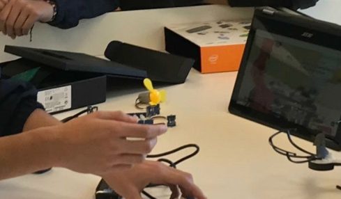 Los alumnos de la Escola Paidos se convierten en makers con Acer CloudProfessor 1