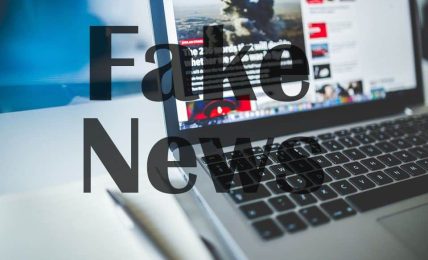 Así aprenden los alumnos de los colegios italianos a detectar las noticias falsas