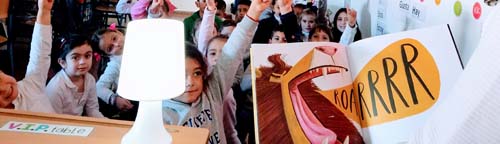 Los beneficios de leer en voz alta en el aula