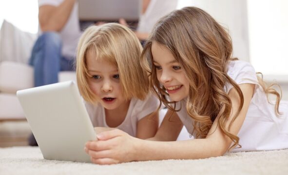 Privacidad De Los Menores En Internet