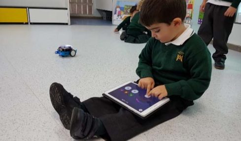 'Makedo', un proyecto de robótica y programación para las aulas de Infantil 1