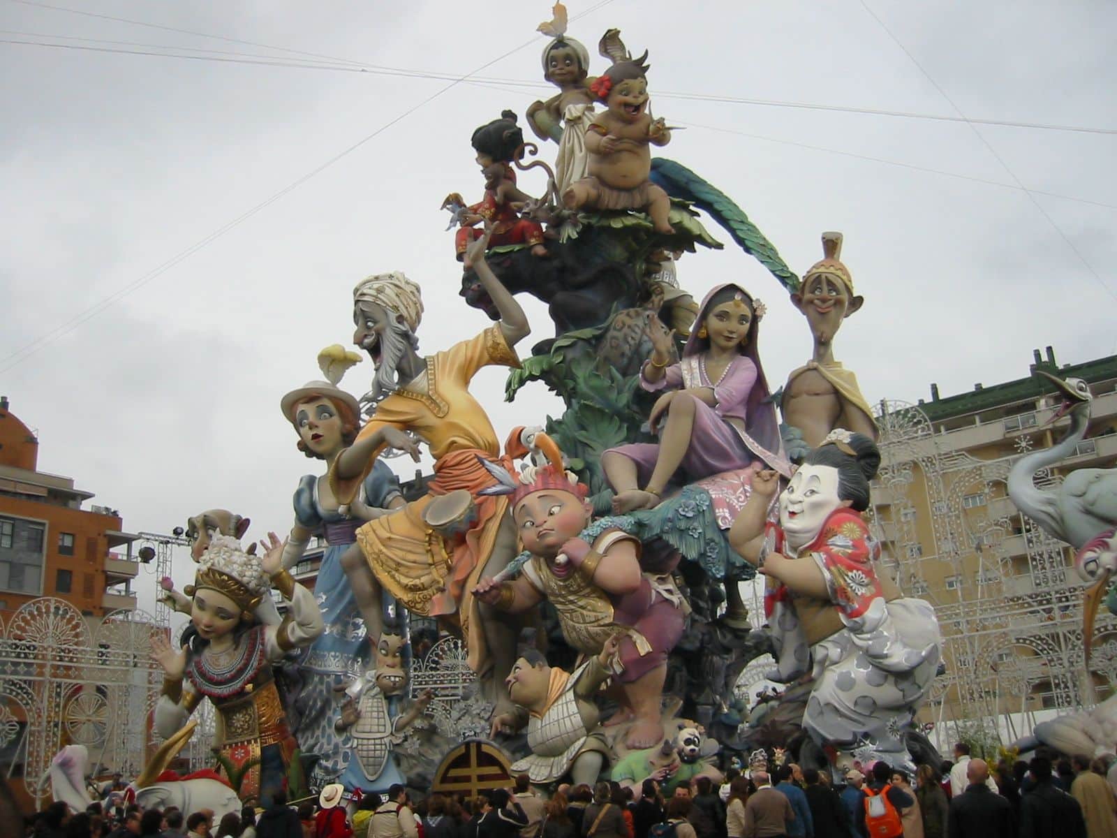 La fiesta de las Fallas de Valencia (2016) patrimonio inmaterial
