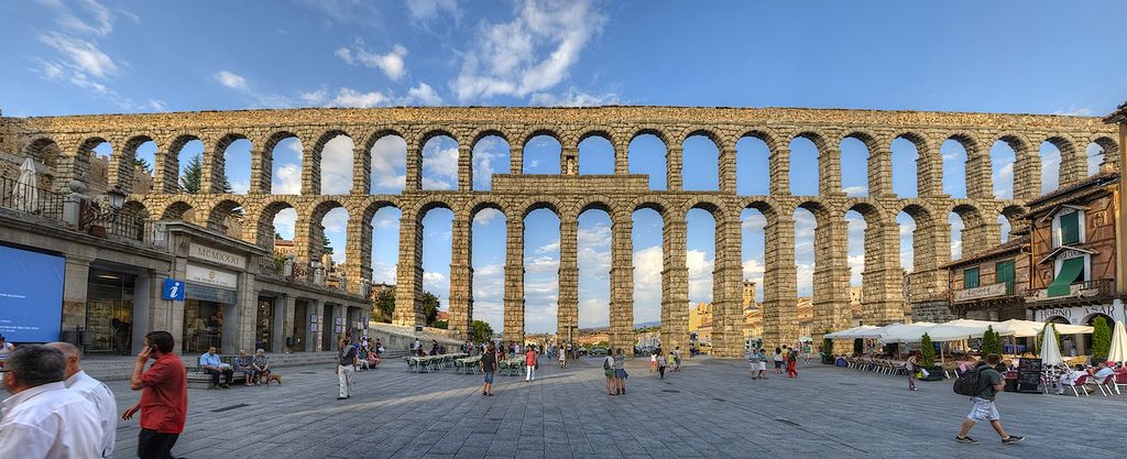 Ciudad vieja y acueducto de Segovia